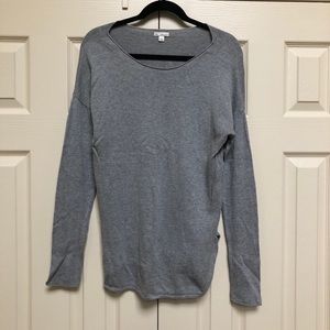 GAP gray sweater